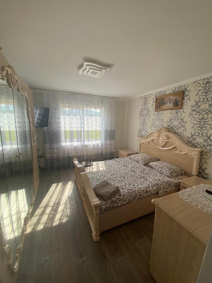 Villa Карпатські Зорі Pilipets Exterior foto
